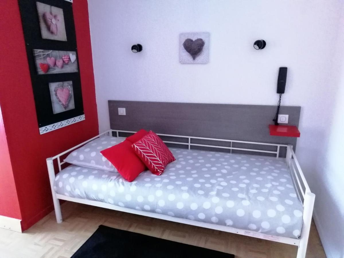 Hotel Sainte Therese Lourdes Kültér fotó